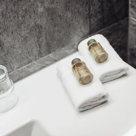 Spescha Ξενοδοχείο