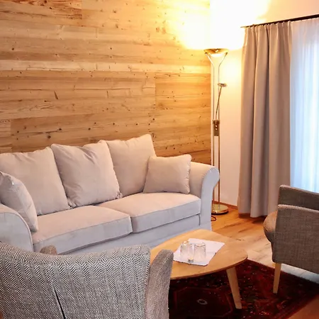 Spescha מלון לנזרהיידה